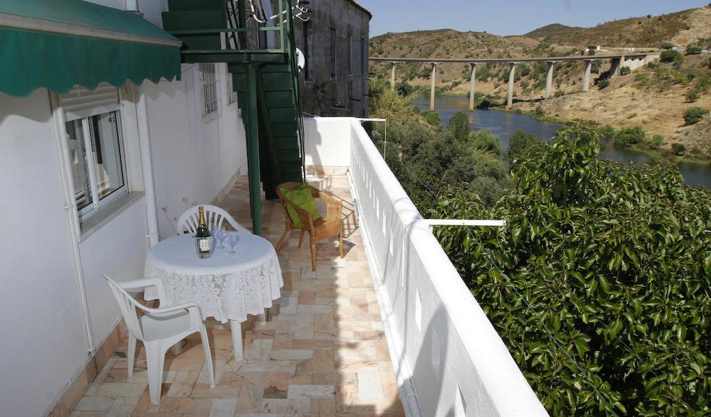 Alojamentos Oasis Mértola Pokój zdjęcie